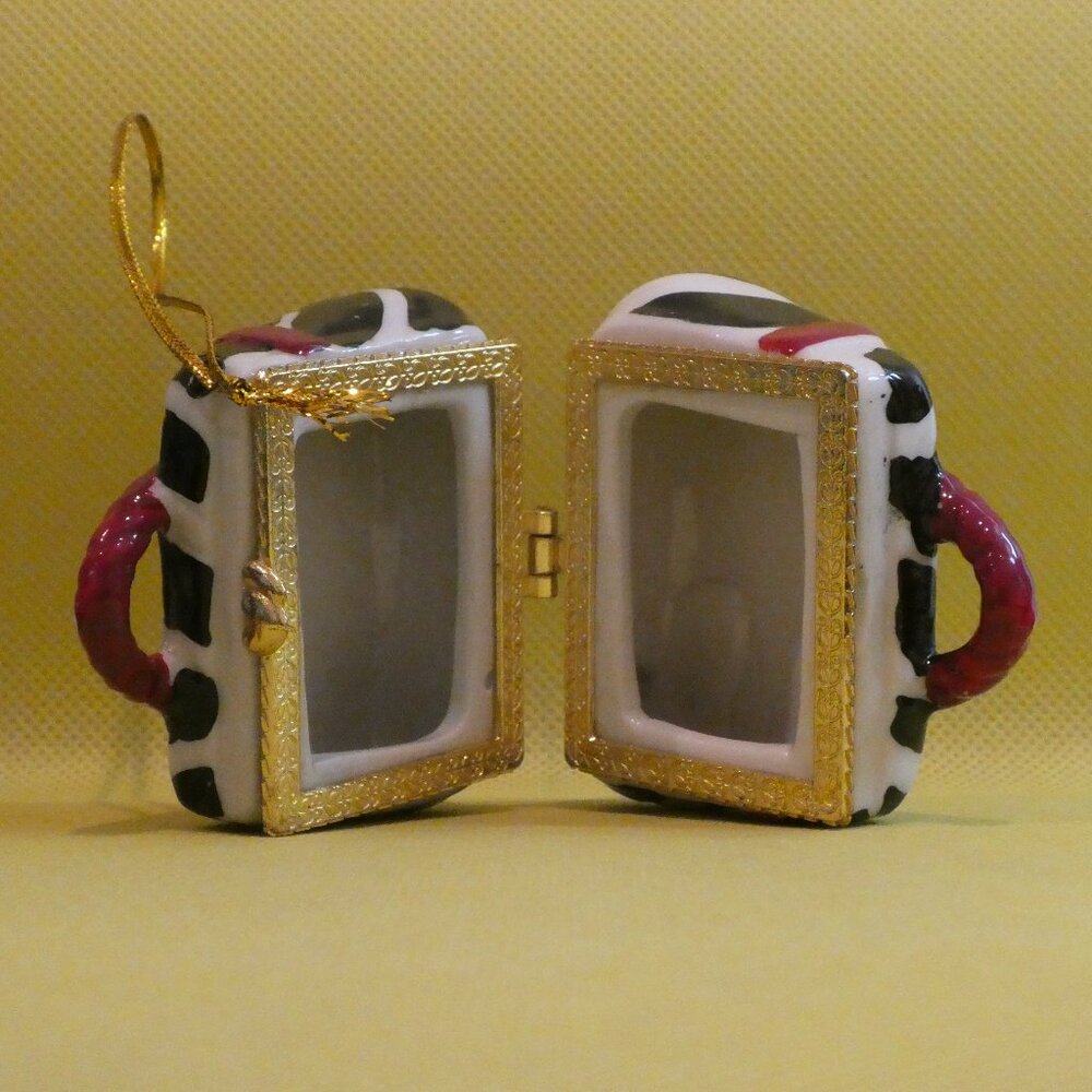 Porcelain Purse Zebra Print Ornament & Trinket Box - Picture 3 of 9